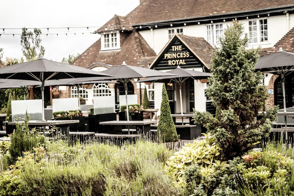 The Princess Royal Farnham (Surrey) Exterior foto